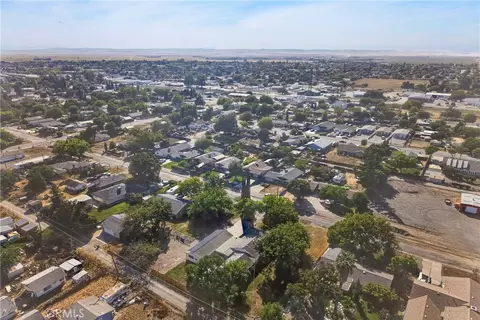 View/Area - 658 4th St, Willows, CA 95988 photo 3 of 13