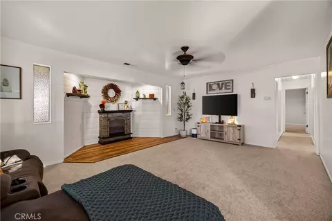 Living - 658 4th St, Willows, CA 95988 photo 4 of 5