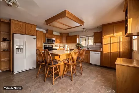 Kitchen - 658 4th St, Willows, CA 95988 photo 5 of 9