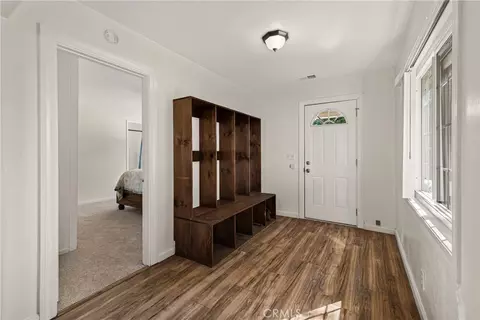 Entry Way - 658 4th St, Willows, CA 95988 photo 1 of 3