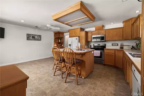 Kitchen - 658 4th St, Willows, CA 95988 photo 3 of 9