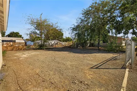 Exterior - 658 4th St, Willows, CA 95988 photo 8 of 18