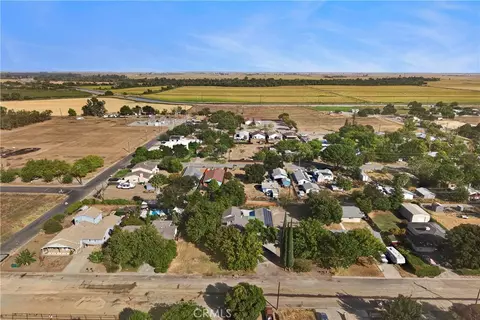 View/Area - 658 4th St, Willows, CA 95988 photo 11 of 13