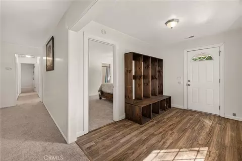 Entry Way - 658 4th St, Willows, CA 95988 photo 2 of 3