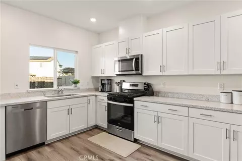 Kitchen - 3026 Steiner Ln, Chico, CA 95973 photo 3 of 3