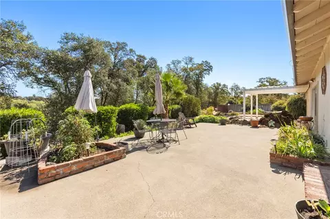 Exterior - 14480 Warren, Red Bluff, CA 96080 photo 8 of 16