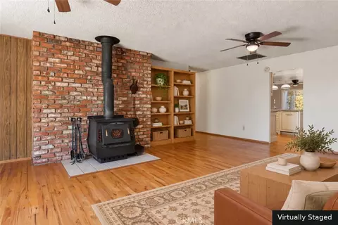 Living - 14480 Warren, Red Bluff, CA 96080 photo 16 of 18