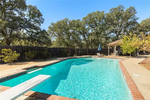Exterior - 14480 Warren, Red Bluff, CA 96080 photo 13 of 16