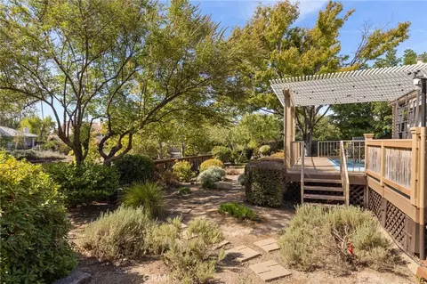 Exterior - 374 Brookside Dr, Chico, CA 95928 photo 12 of 16