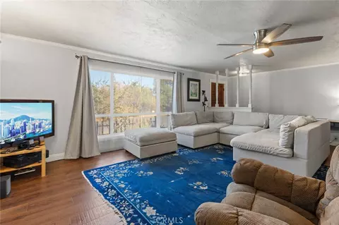 Living - 871 E Lindo Ave, Chico, CA 95926 photo 1 of 2