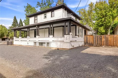 121 W 1st, Chico, CA 95926 photo 4