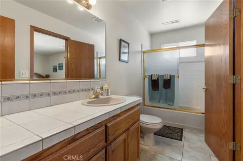 Bath - 1211 Windecker Dr, Chico, CA 95926 photo 3 of 3