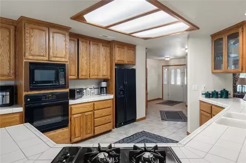 Kitchen - 1211 Windecker Dr, Chico, CA 95926 photo 4 of 4