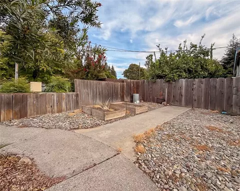 Exterior - 637 W 6th, Chico, CA 95926 photo 11 of 11