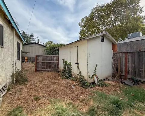 Exterior - 637 W 6th, Chico, CA 95926 photo 8 of 11