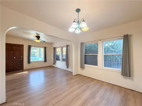Living - 637 W 6th, Chico, CA 95926 photo 4 of 6