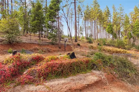 5976 Fickett Ln, Paradise, CA 95969