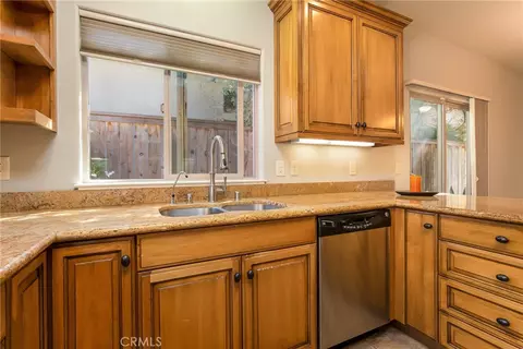 Kitchen - 2088 Lamb Ln, Chico, CA 95926 photo 5 of 7