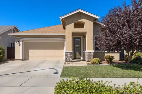 3297 Rogue Riv, Chico, CA 95973