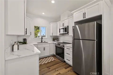 Kitchen - 974 Bertino, Chico, CA 95973 photo 5 of 6