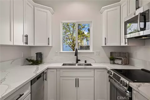 Kitchen - 974 Bertino, Chico, CA 95973 photo 6 of 6