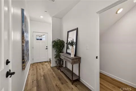 Entry Way - 974 Bertino, Chico, CA 95973 photo 3 of 6
