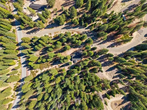 View/Area - 133 Old Stage Loop, Weed, CA 96094 photo 1 of 3