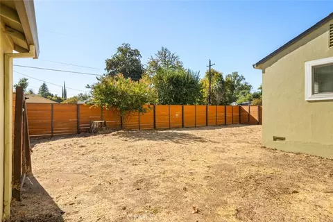 Exterior - 1502 Sunset Ave, Chico, CA 95926 photo 5 of 7