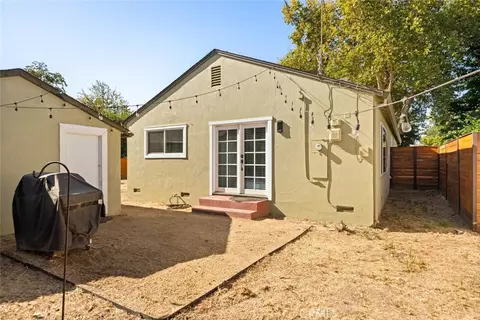 Exterior - 1502 Sunset Ave, Chico, CA 95926 photo 4 of 7