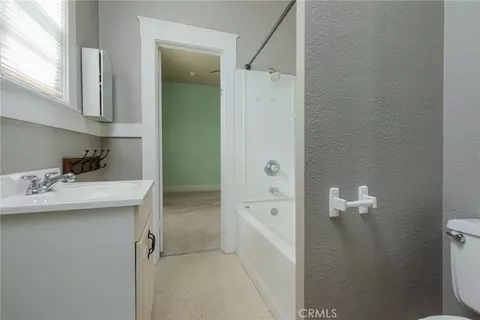 Bath - 139 N Lassen, Willows, CA 95988 photo 1 of 3