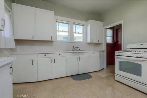 Kitchen - 139 N Lassen, Willows, CA 95988 photo 2 of 3