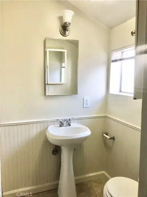 Bath - 548 W 4th Ave, Chico, CA 95926 photo 3 of 3
