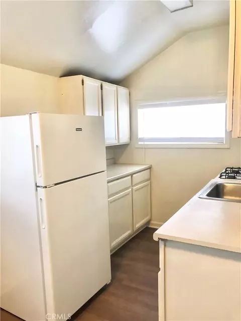 Kitchen - 548 W 4th Ave, Chico, CA 95926 photo 4 of 4