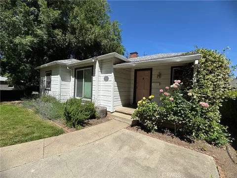 Exterior - 548 W 4th Ave, Chico, CA 95926 photo 3 of 9