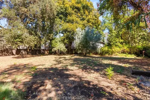 Exterior - 951 Walnut, Chico, CA 95928 photo 5 of 10