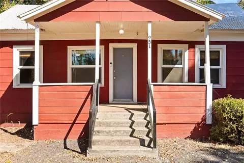 Exterior - 951 Walnut, Chico, CA 95928 photo 10 of 10
