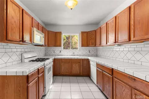 Kitchen - 951 Walnut, Chico, CA 95928 photo 1 of 5