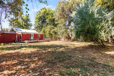 Exterior - 951 Walnut, Chico, CA 95928 photo 1 of 10
