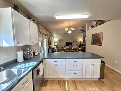Kitchen - 23105 Kilkenny, Red Bluff, CA 96080 photo 4 of 4