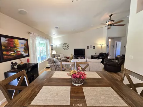 Dining - 23105 Kilkenny, Red Bluff, CA 96080 photo 1 of 2