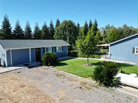 Exterior - 23105 Kilkenny, Red Bluff, CA 96080 photo 7 of 17