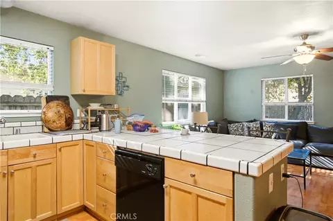 Kitchen - 1411 N Cherry St, Chico, CA 95926 photo 5 of 6