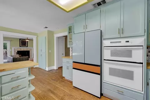 Kitchen - 1453 Avocet, Olivehurst, CA 95961 photo 3 of 4