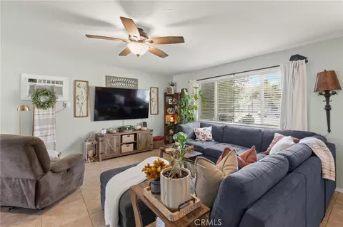 Living - 3120 4th St, Biggs, CA 95917 photo 2 of 3