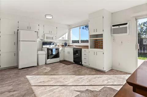 Kitchen - 627 El Paso, Corning, CA 96021 photo 1 of 2