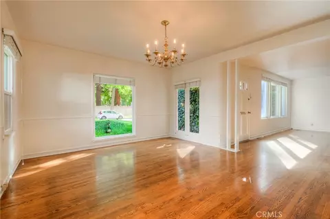 Living - 346 Mansion Ave, Chico, CA 95926 photo 7 of 9