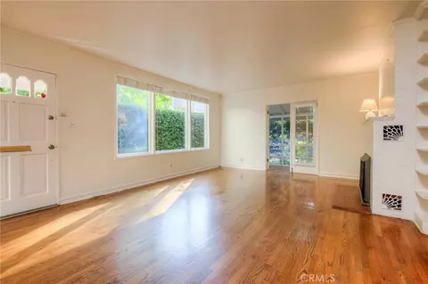 Living - 346 Mansion Ave, Chico, CA 95926 photo 2 of 9