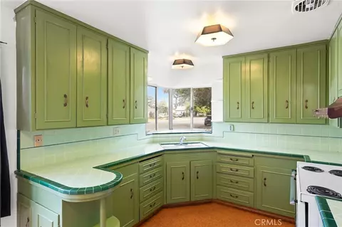 Kitchen - 1495 Spruce, Gridley, CA 95948 photo 1 of 3