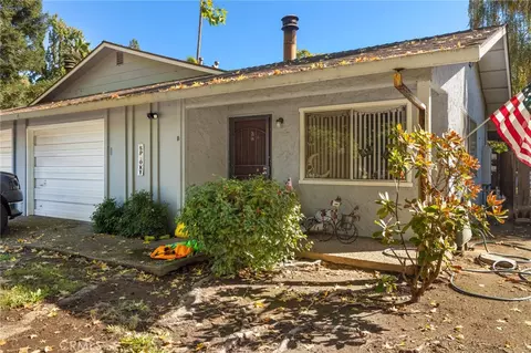 Exterior - 819 Alynn, Chico, CA 95973 photo 4 of 8