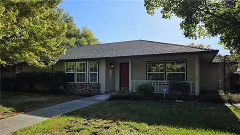 155 Yellowstone, Chico, CA 95973 photo 2